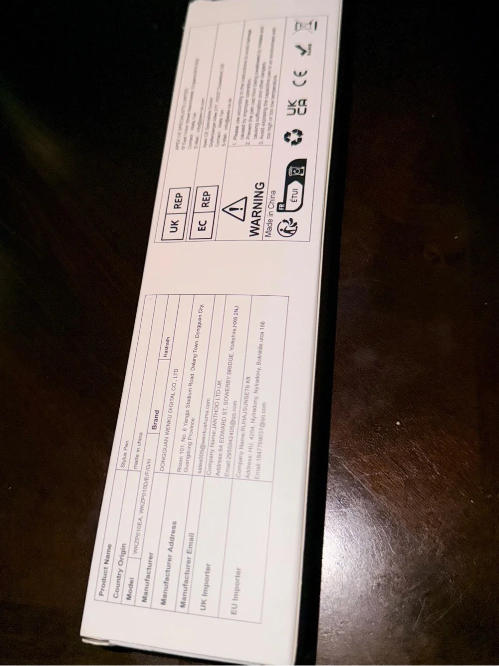 White Active Stylus Pen with USB Charging Cable